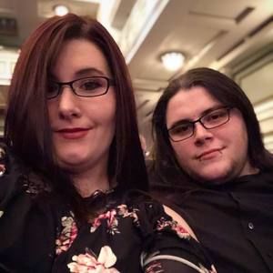 Meet your Posher, Nina